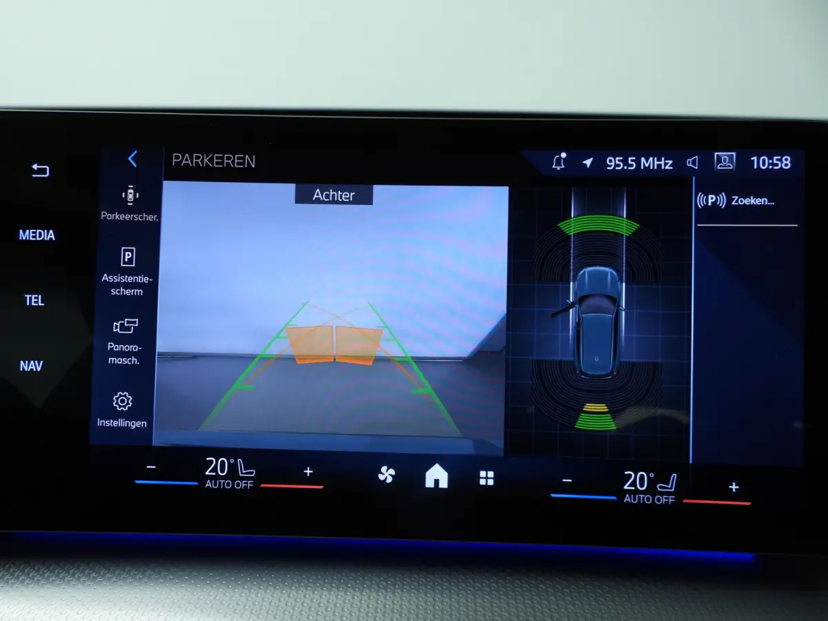 xDrive25e | M-Sportpakket | LED | Navigatie | Sportstoelen | Stoelverwarming | DAB | Harman-kardon sound | Alu 18 inch