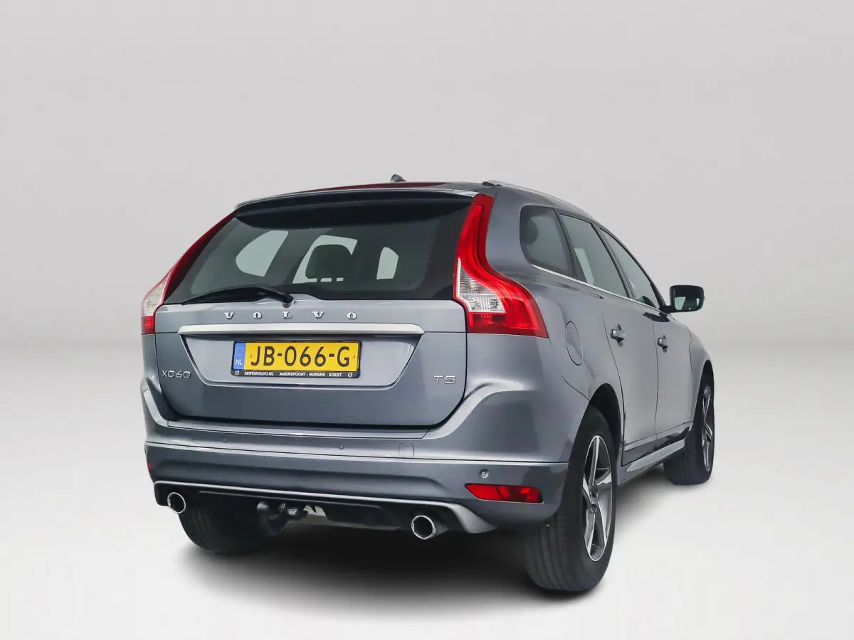 T5 FWD R-Design | Park assist | Stoelverwarming | Elektrische stoelen | Cruise control