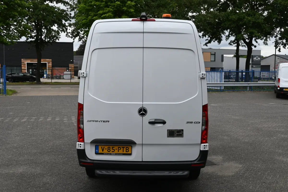 315 CDI L2H2 RWD Werkplaats inrichting, Geveerde stoel, Apple Carplay/Android Auto