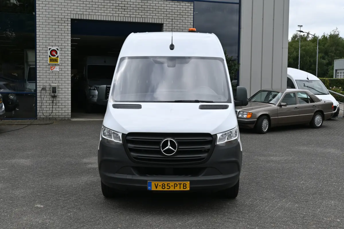 315 CDI L2H2 RWD Werkplaats inrichting, Geveerde stoel, Apple Carplay/Android Auto