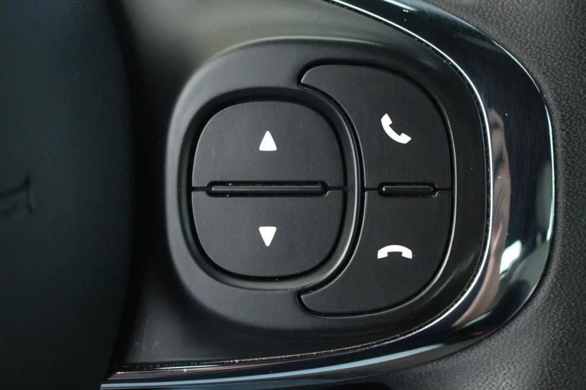 500C 500 C 1.0 Dolcevita | Cruise | CarPlay | Airco | Park Assist | Lmv | Centrale deurvergrendeling | Cruise | CarPlay | Airco | Park Assist | Lmv | Centrale deurvergrendeling |