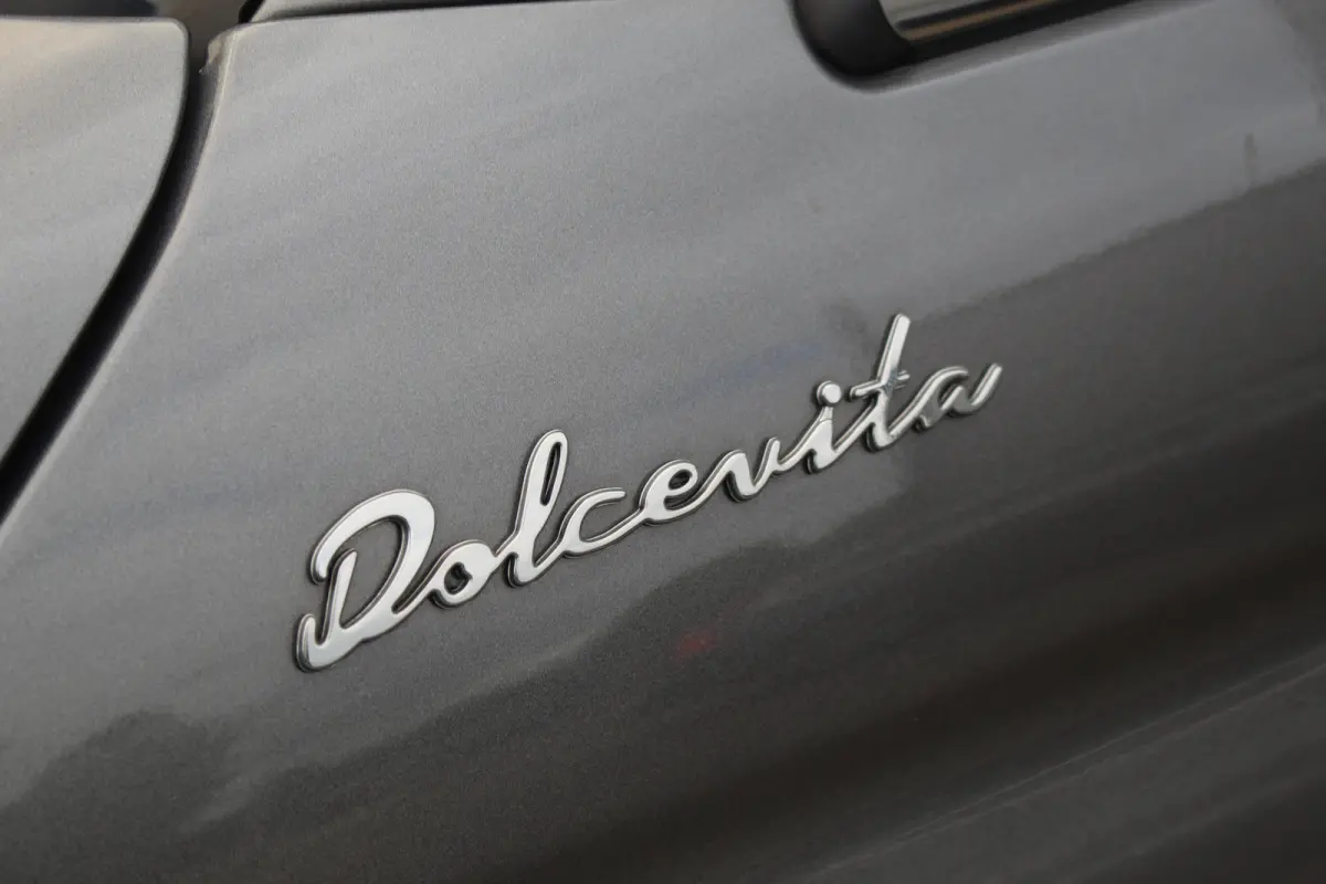 500C 500 C 1.0 Dolcevita | Cruise | CarPlay | Airco | Park Assist | Lmv | Centrale deurvergrendeling | Cruise | CarPlay | Airco | Park Assist | Lmv | Centrale deurvergrendeling |