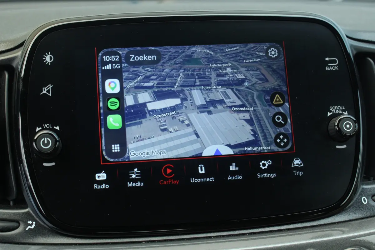 500C 500 C 1.0 Dolcevita | Cruise | CarPlay | Airco | Park Assist | Lmv | Centrale deurvergrendeling | Cruise | CarPlay | Airco | Park Assist | Lmv | Centrale deurvergrendeling |