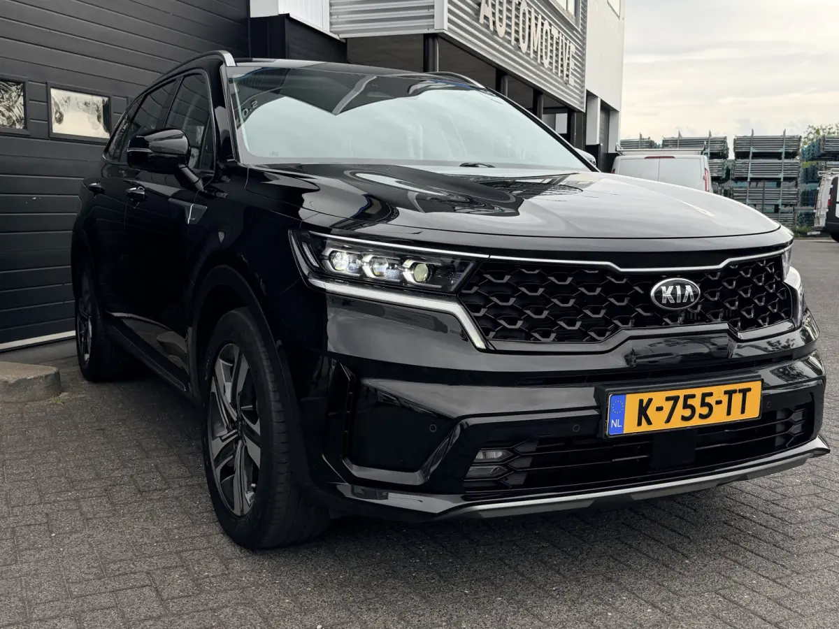 1.6 T-GDI Plug-in Hybrid 4WD DynamicLine 7p. | Trekhaak | Camera | ACC | €35.900,- incl. BTW