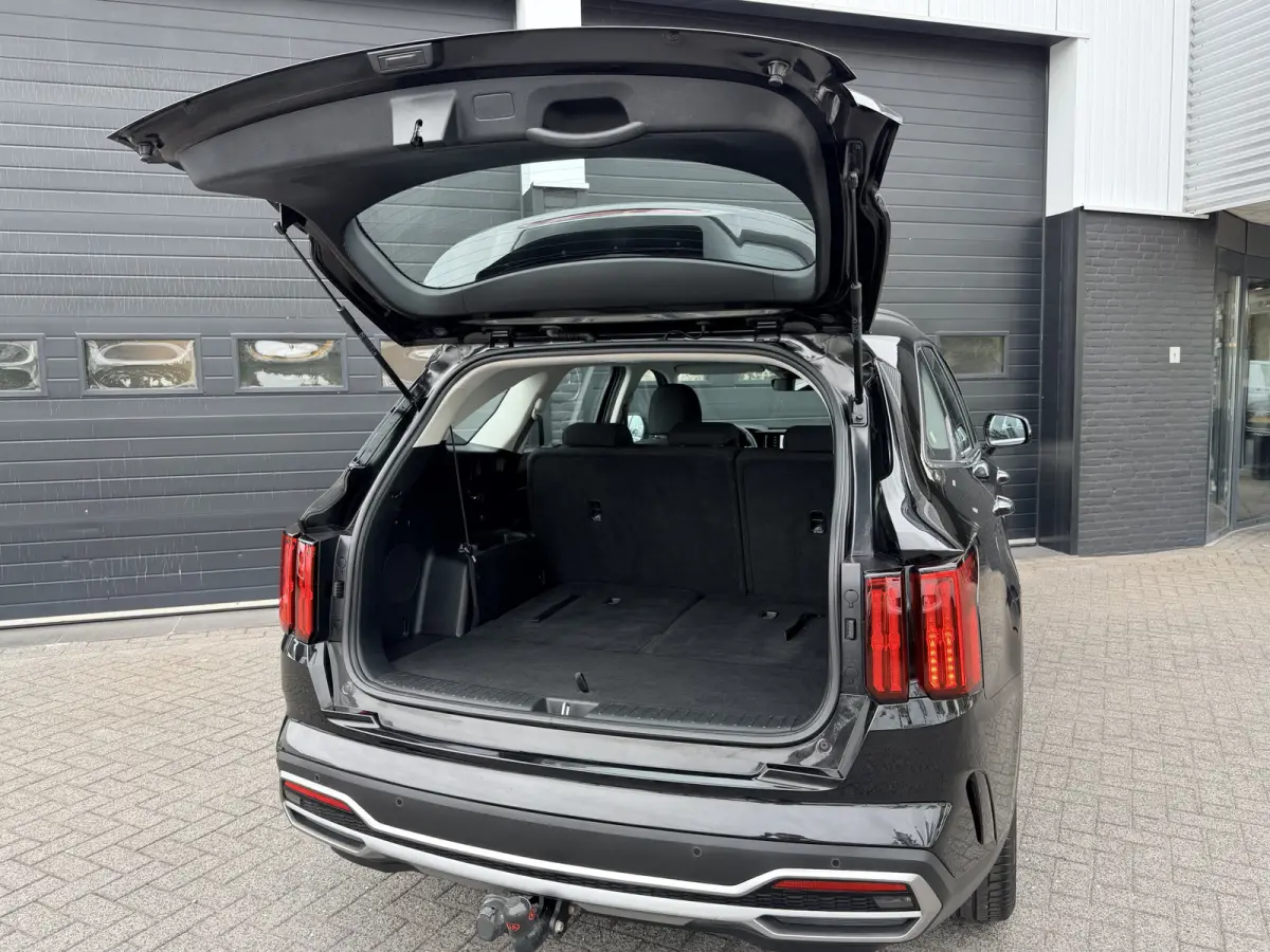 1.6 T-GDI Plug-in Hybrid 4WD DynamicLine 7p. | Trekhaak | Camera | ACC | €35.900,- incl. BTW