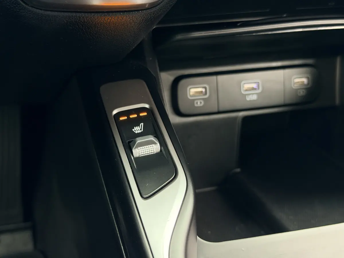1.6 T-GDI Plug-in Hybrid 4WD DynamicLine 7p. | Trekhaak | Camera | ACC | €35.900,- incl. BTW
