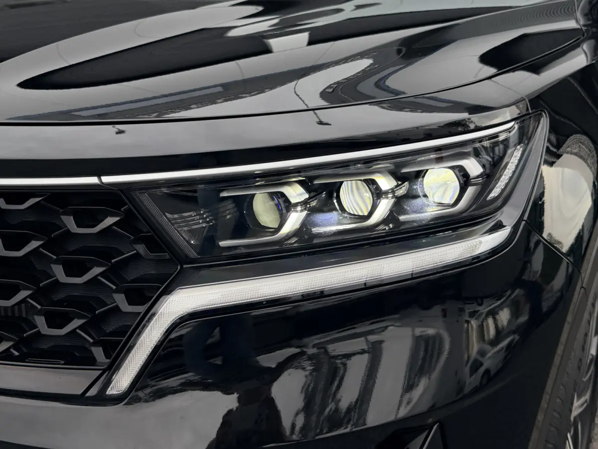 1.6 T-GDI Plug-in Hybrid 4WD DynamicLine 7p. | Trekhaak | Camera | ACC | €35.900,- incl. BTW