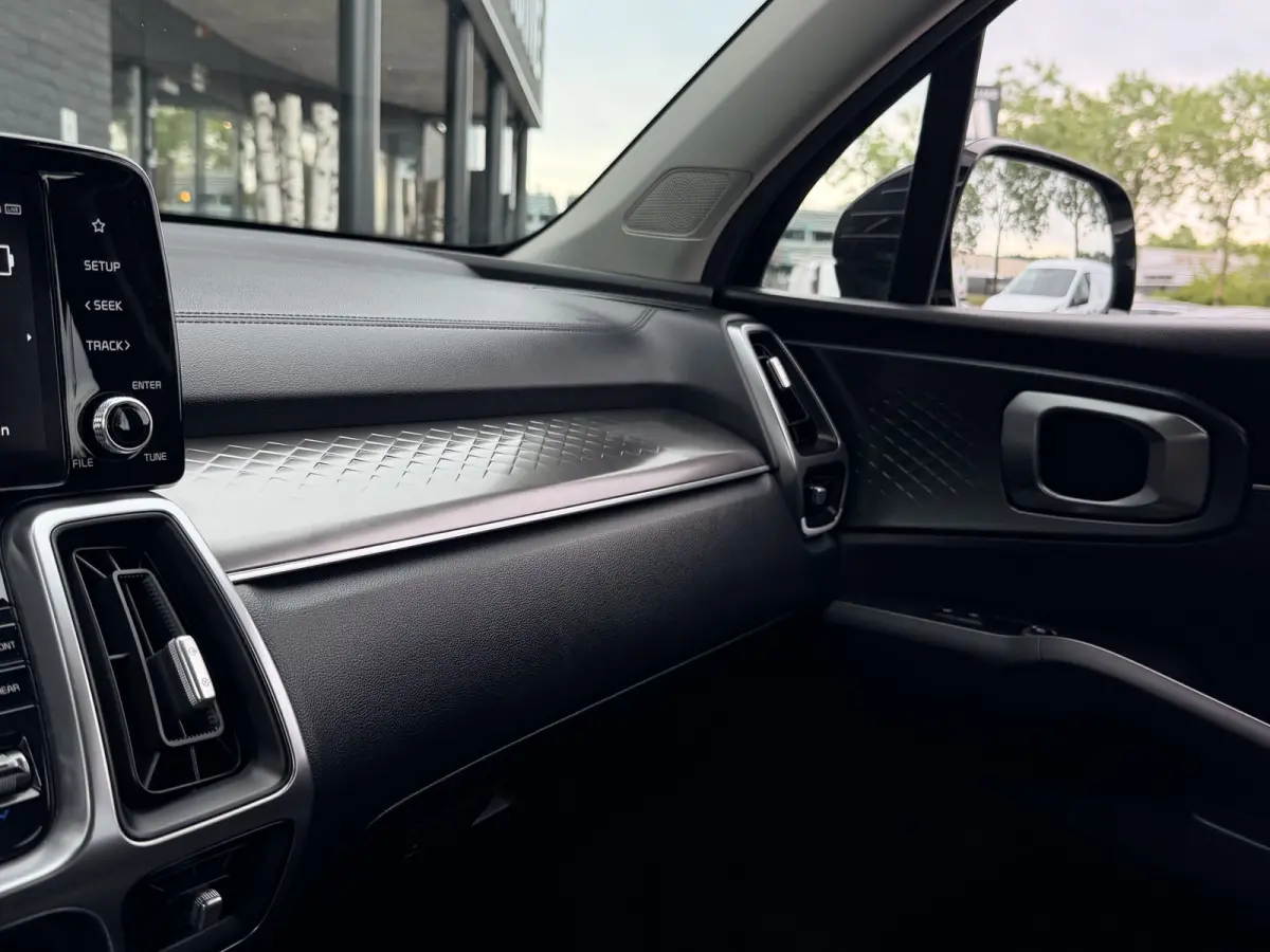 1.6 T-GDI Plug-in Hybrid 4WD DynamicLine 7p. | Trekhaak | Camera | ACC | €35.900,- incl. BTW