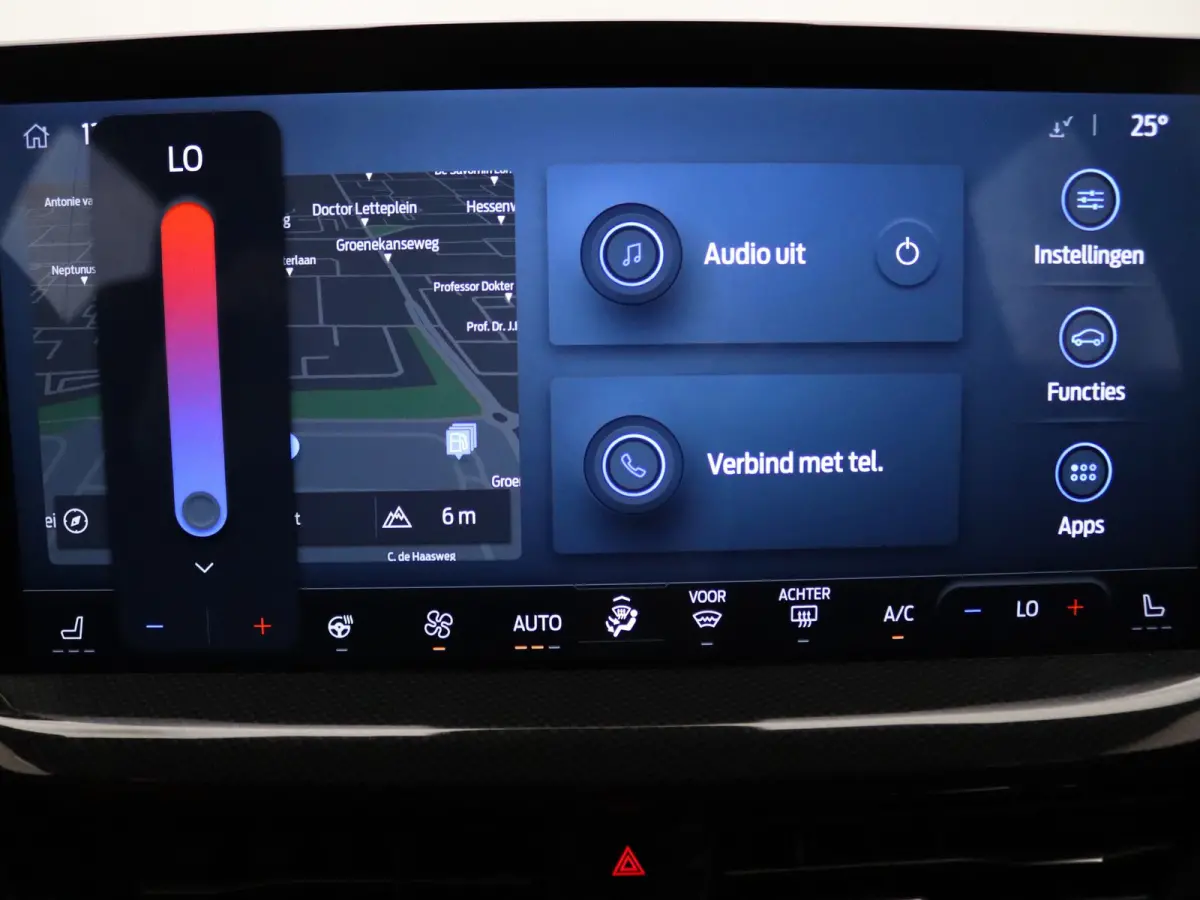 125pk EcoBoost Hybrid ST Line Apple Carplay/Android Auto | Climate