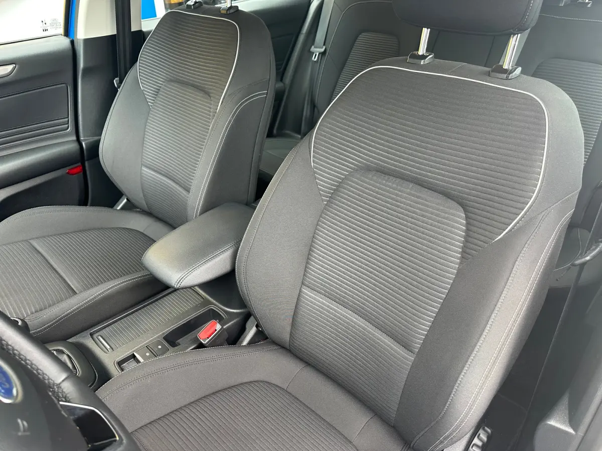 1.0 125PK Titanium | CLIMATE CONTROL| PARKEER SENSOREN V&A | CRUISE CONTROL| NAVI| DAB| KEYLESS ENTRY&START