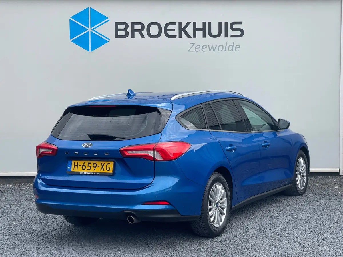 1.0 125PK Titanium | CLIMATE CONTROL| PARKEER SENSOREN V&A | CRUISE CONTROL| NAVI| DAB| KEYLESS ENTRY&START