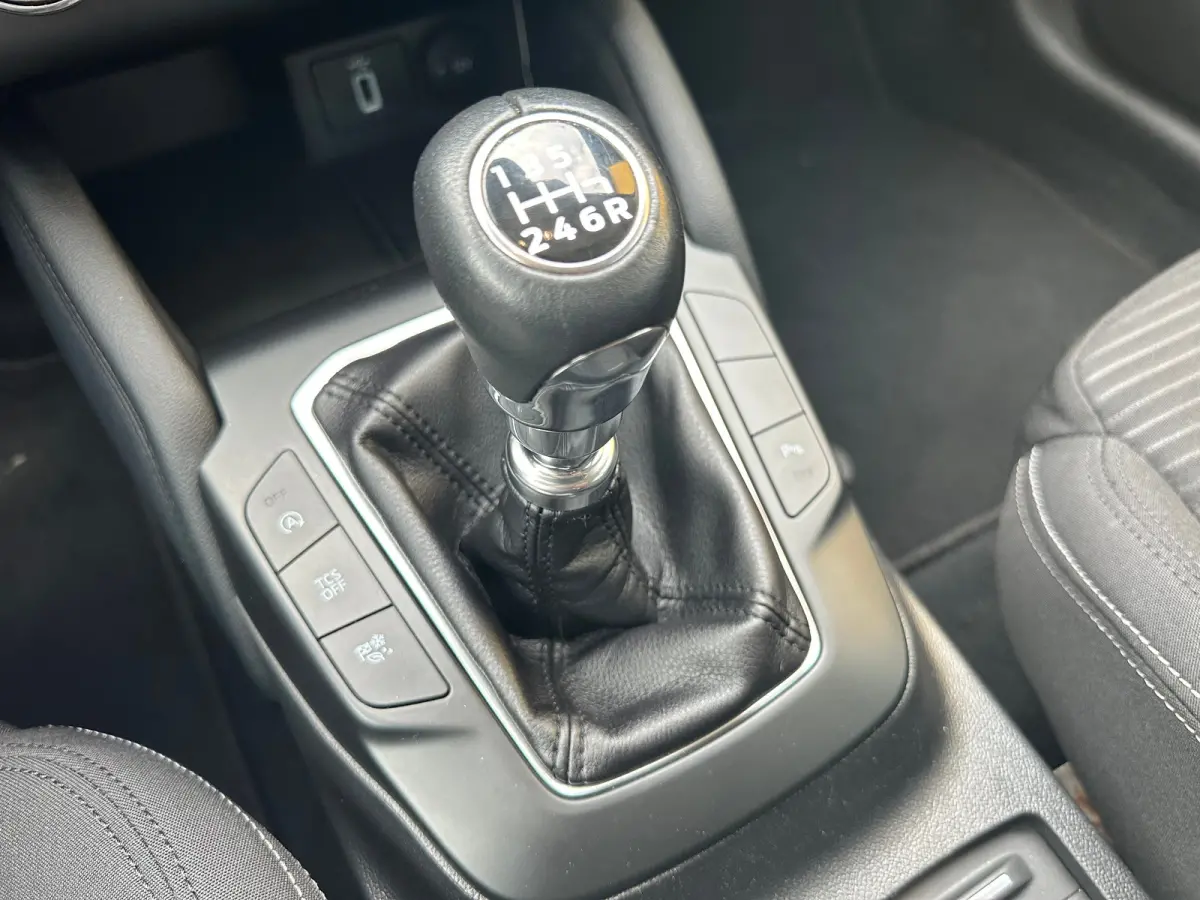 1.0 125PK Titanium | CLIMATE CONTROL| PARKEER SENSOREN V&A | CRUISE CONTROL| NAVI| DAB| KEYLESS ENTRY&START
