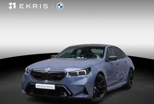 M5 | M Drive Professional | Carbon Pack incl Carbon dak | Driving Assistant Professional | Bowers & Wilkins Surround Sound System | Parking Assistant Professional