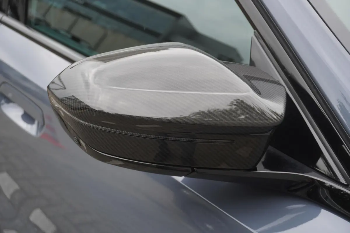 M5 | M Drive Professional | Carbon Pack incl Carbon dak | Driving Assistant Professional | Bowers & Wilkins Surround Sound System | Parking Assistant Professional