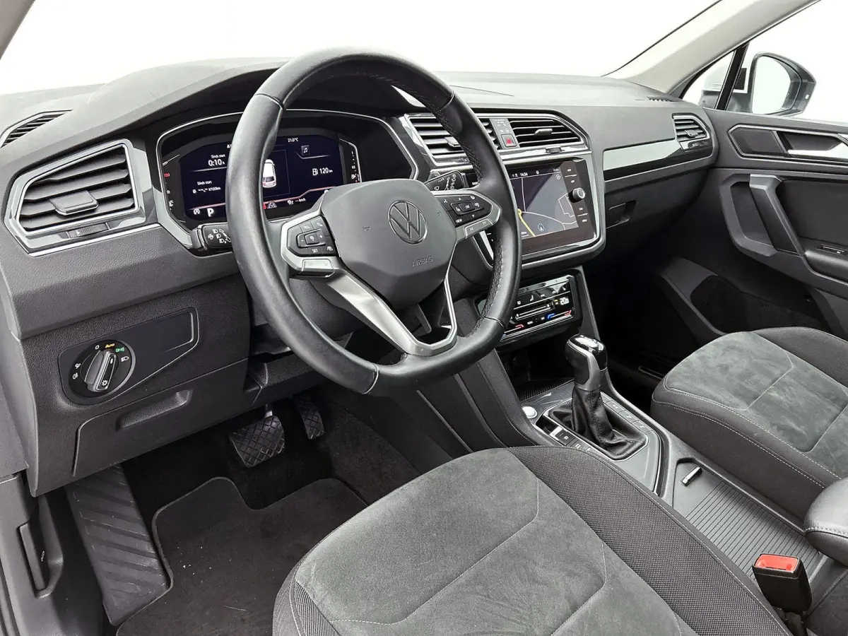 1.5 TSI Elegance | 150 PK | Automaat | Apple Carplay / Android Auto |  Navigatie | Climatronic | Stoelverwarming | Stuurverwarming | Adaptive Cruise Control | Lane Assist | Parkeercamera |