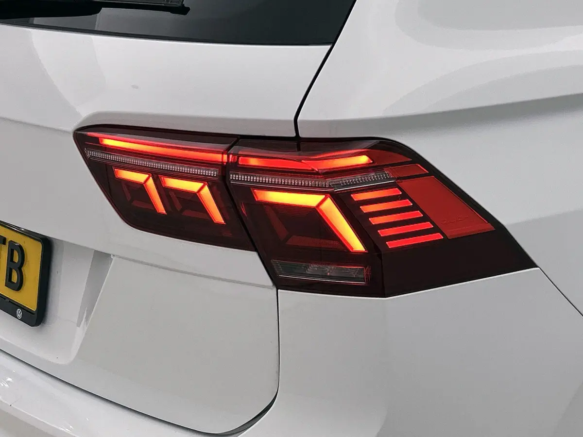 1.5 TSI Elegance | 150 PK | Automaat | Apple Carplay / Android Auto |  Navigatie | Climatronic | Stoelverwarming | Stuurverwarming | Adaptive Cruise Control | Lane Assist | Parkeercamera |