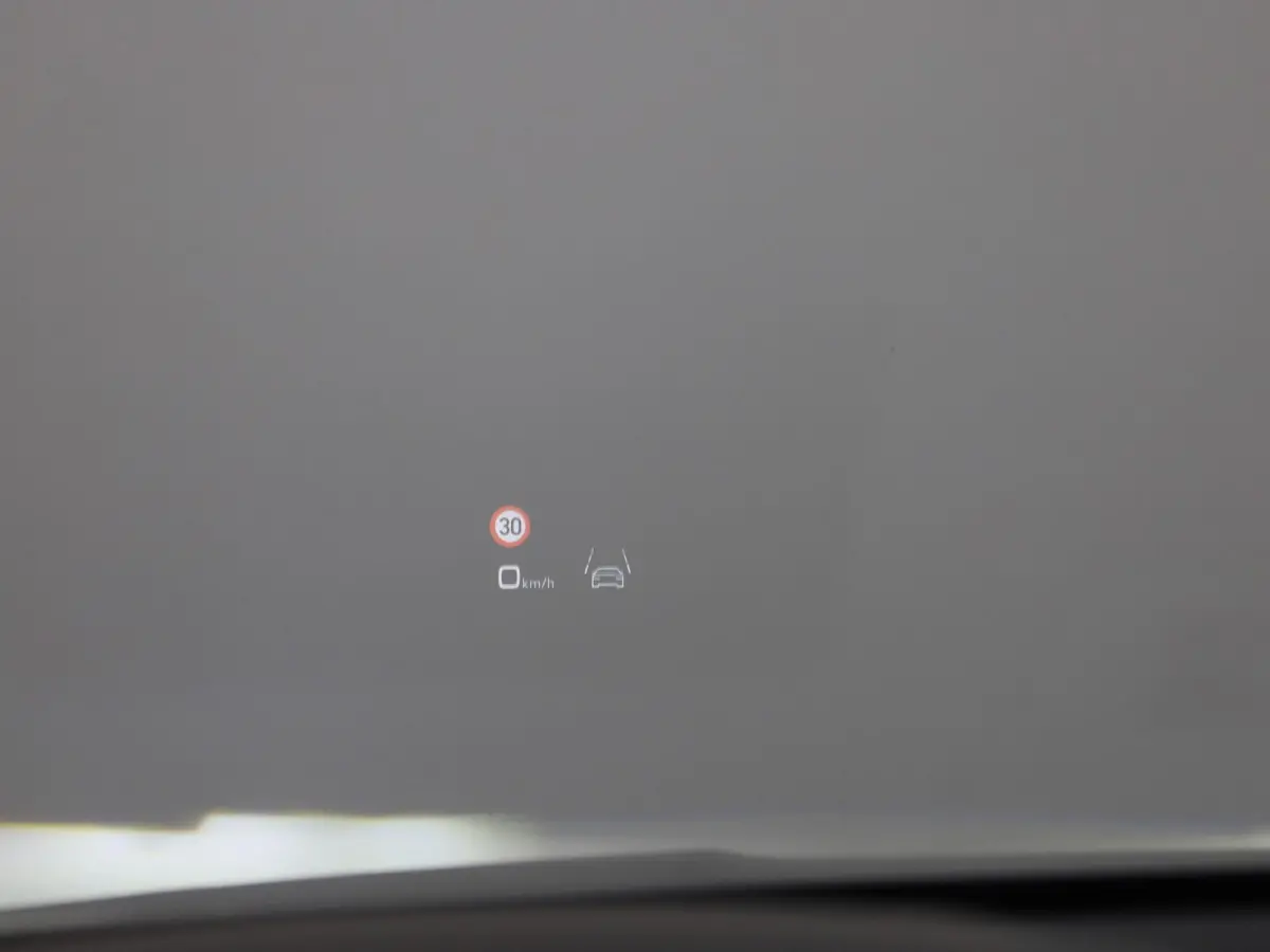 40 TFSI e S edition 204 PK | Automaat | Adaptieve cruise control | Achteruitrijcamera | SONOS | Climate control | Smartphone interface | Head-up display | Stoelverwarming | Optiekpakket zwar