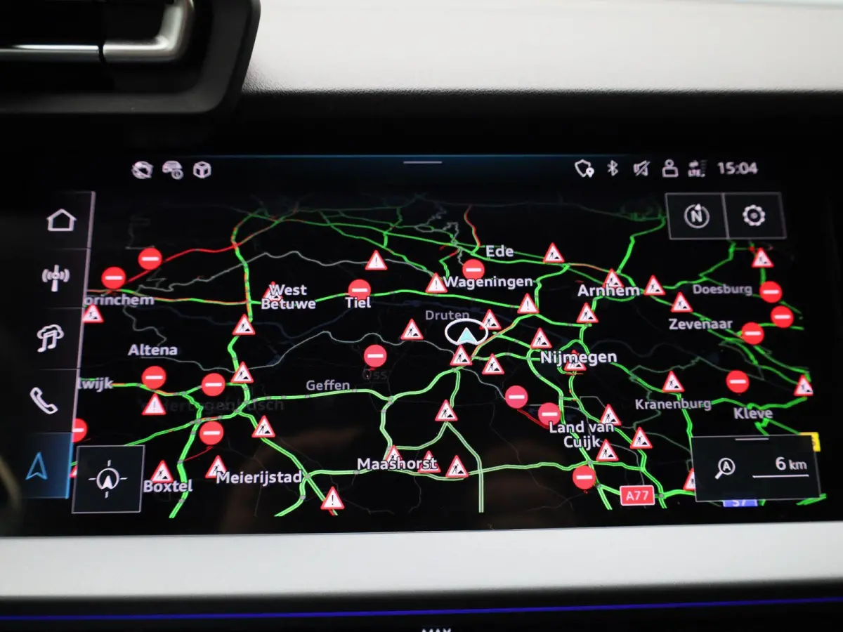 40 TFSI e S edition 204 PK | Automaat | Adaptieve cruise control | Achteruitrijcamera | SONOS | Climate control | Smartphone interface | Head-up display | Stoelverwarming | Optiekpakket zwar