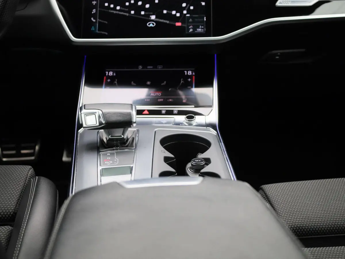 40 TFSI Advanced edition Panorama-glasdak, Achteruitrijcamera,  Verwarmbare voorstoelen