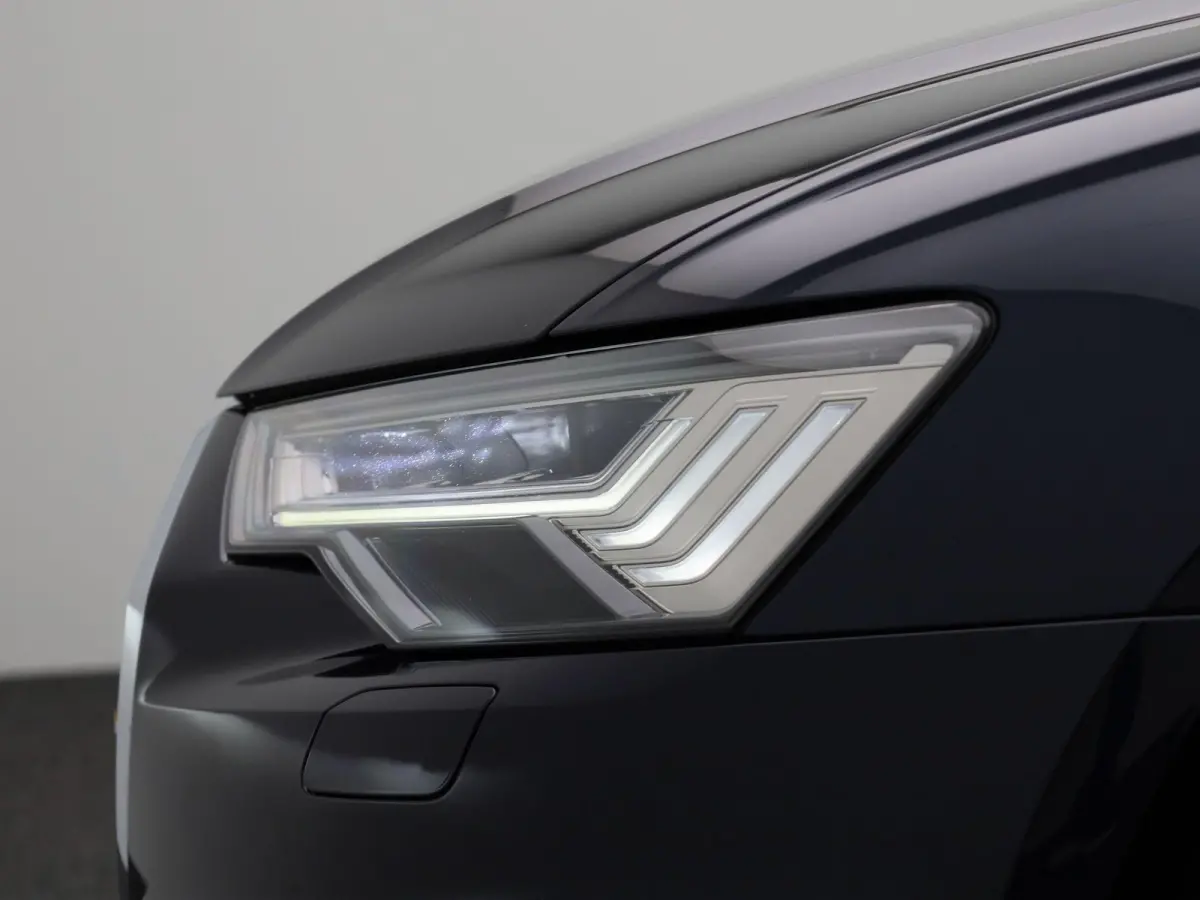 40 TFSI Advanced edition Panorama-glasdak, Achteruitrijcamera,  Verwarmbare voorstoelen