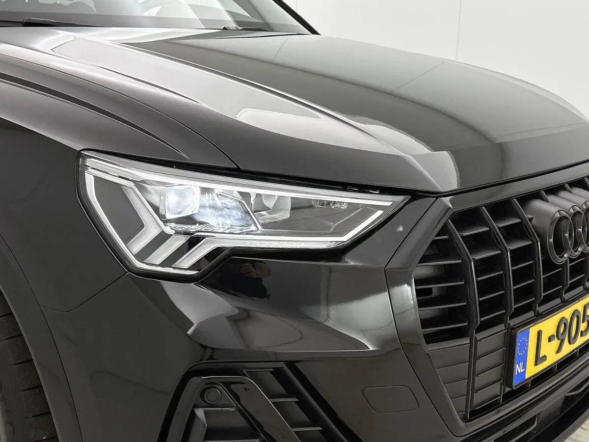 45 TFSI e S edition | Cruise control | Climate control | Parkeersensoren | Navigatie | Privacy glas | Ledkoplampen | Navigatie | Lichtpakket plus ambient light | Audi smartphone interface | 