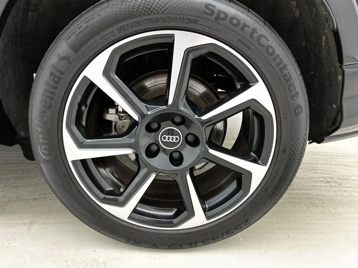 45 TFSI e S edition | Cruise control | Climate control | Parkeersensoren | Navigatie | Privacy glas | Ledkoplampen | Navigatie | Lichtpakket plus ambient light | Audi smartphone interface | 