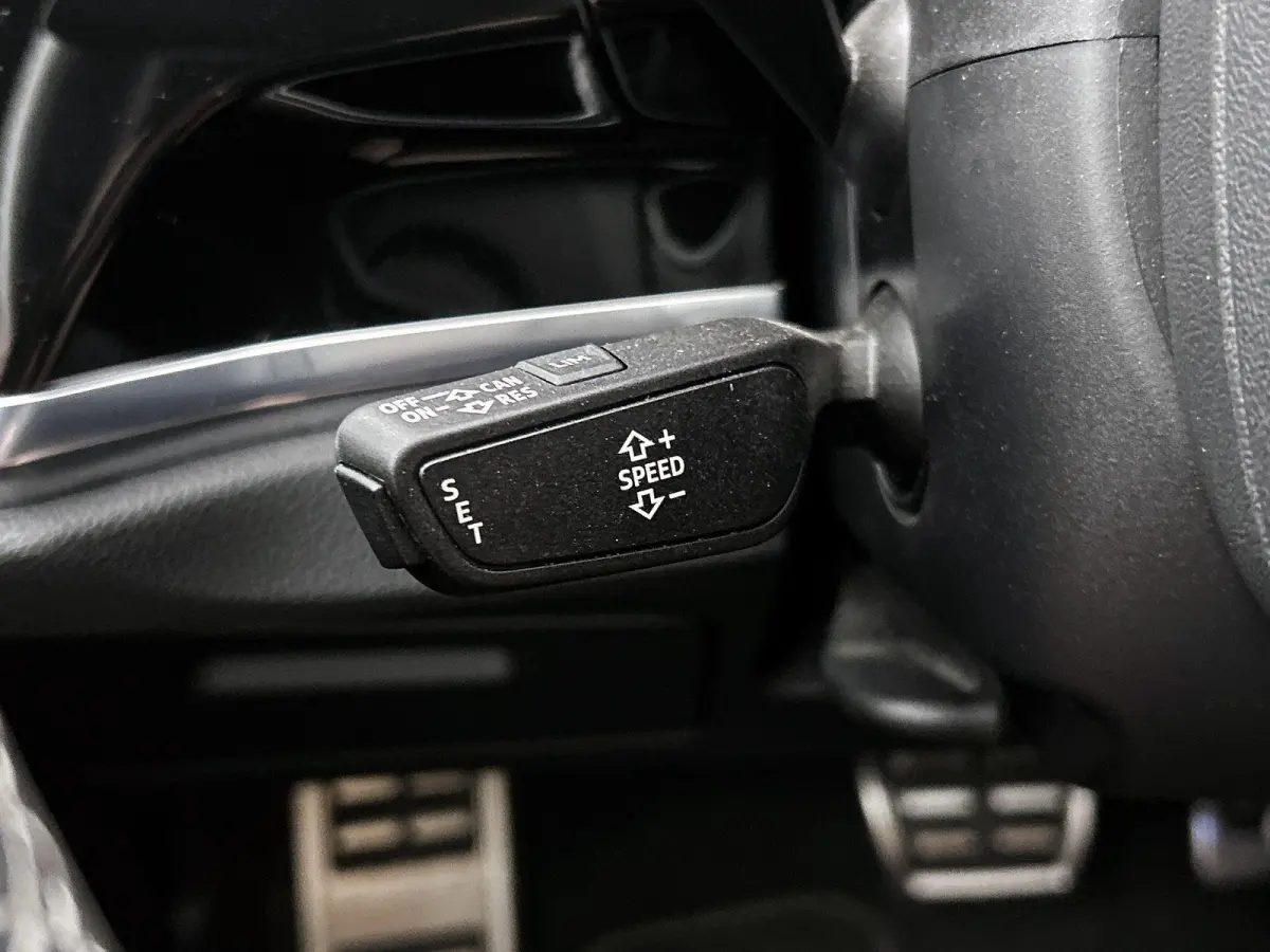 45 TFSI e S edition | Cruise control | Climate control | Parkeersensoren | Navigatie | Privacy glas | Ledkoplampen | Navigatie | Lichtpakket plus ambient light | Audi smartphone interface | 