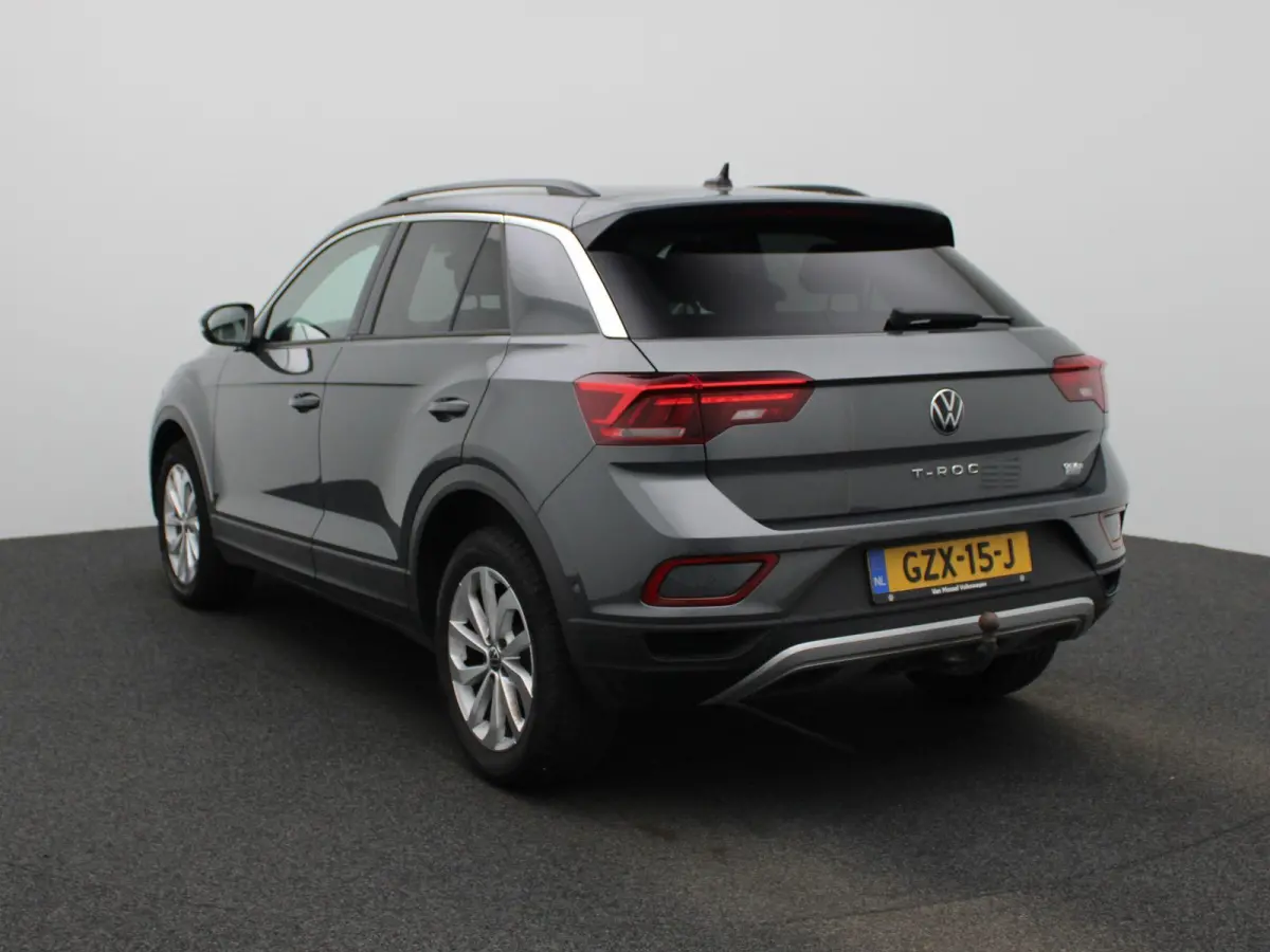 1.0 TSI Oranje Edition 116 PK| Origineel Nederlands | 1e Eigenaar | Trekhaak Afneembaar | Navigatie | Climatronic | Achteruitrijcamera | LED Plus | Parkeersensoren