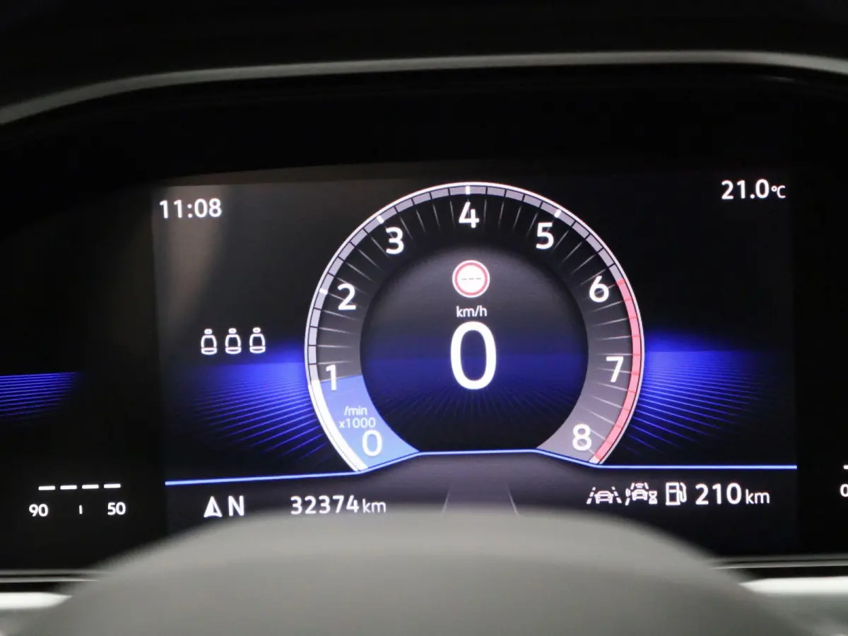 1.0 TSI Oranje Edition 116 PK| Origineel Nederlands | 1e Eigenaar | Trekhaak Afneembaar | Navigatie | Climatronic | Achteruitrijcamera | LED Plus | Parkeersensoren