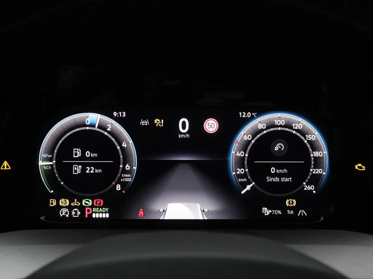 1.5 eHybrid Life Edition 204 PK Automaat | #AD | Plug in Hybride | Trekhaak | Apple Carplay | Parkeersensoren | 17" Lichtmetalen velgen | Adaptieve cruise control | Camera | LED koplampen | 