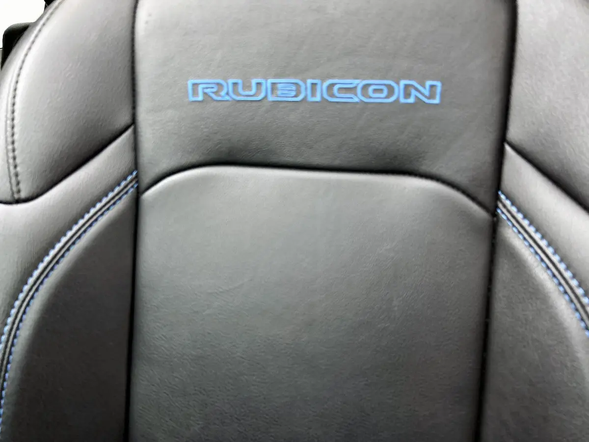 4xe 380pk Rubicon Automaat | Soft-Top | Winterpakket | Camera Voor + Achter | Navigatie | Adaptieve Cruise Control | 17"LMV | Full-LED |