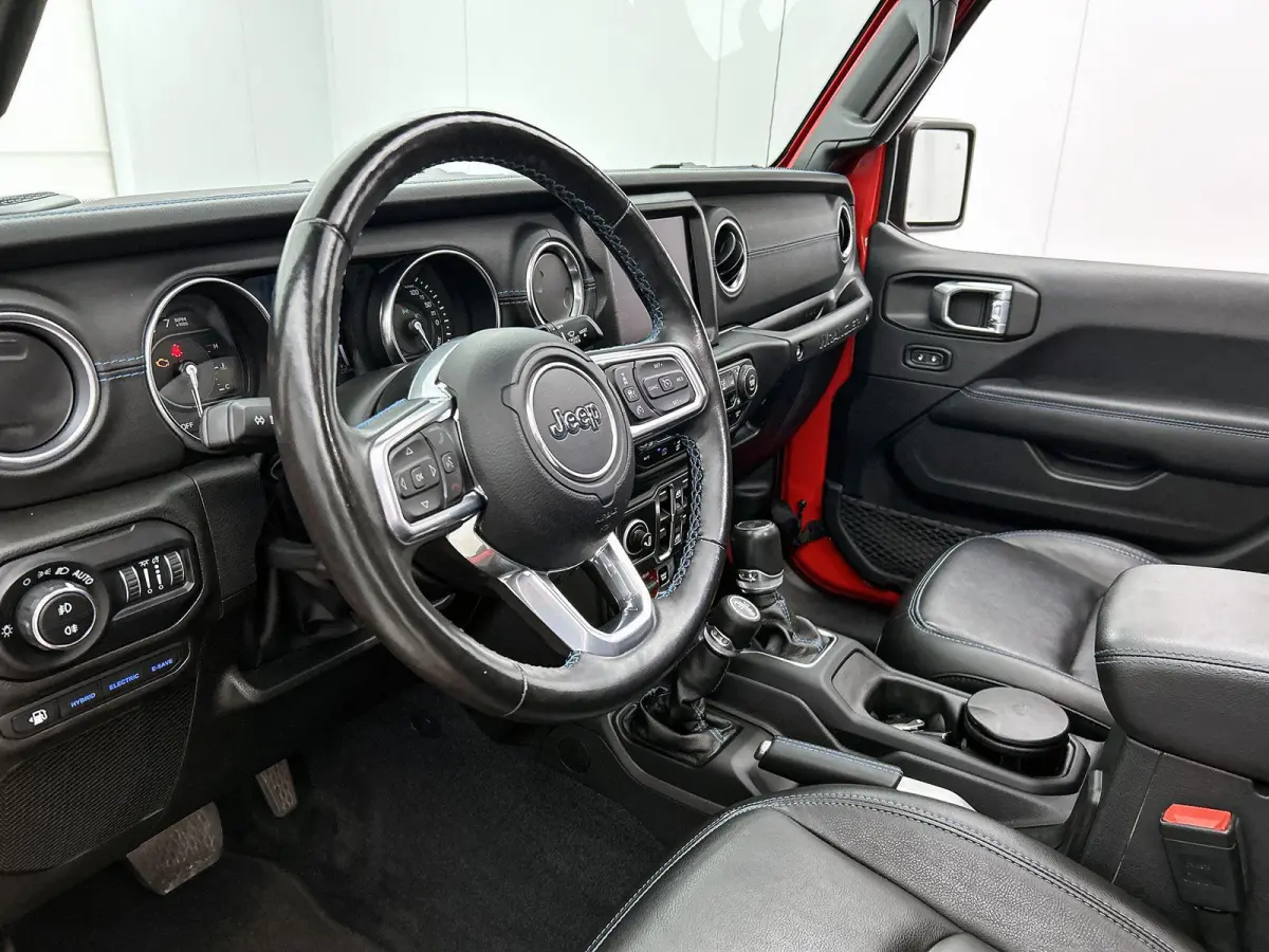 4xe 380pk Rubicon Automaat | Soft-Top | Winterpakket | Camera Voor + Achter | Navigatie | Adaptieve Cruise Control | 17"LMV | Full-LED |