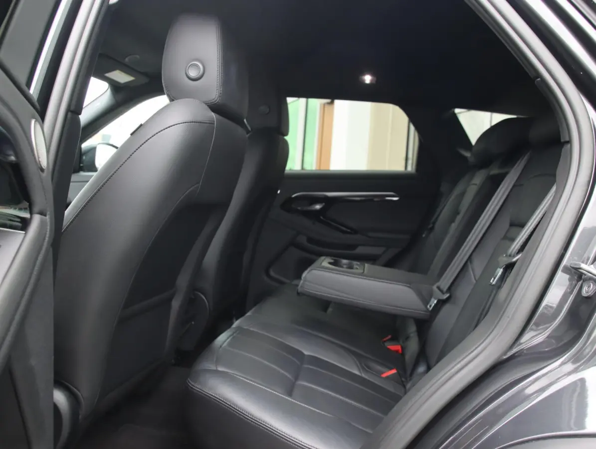 1.5 P300e AWD R-Dynamic SE | SOH 95%