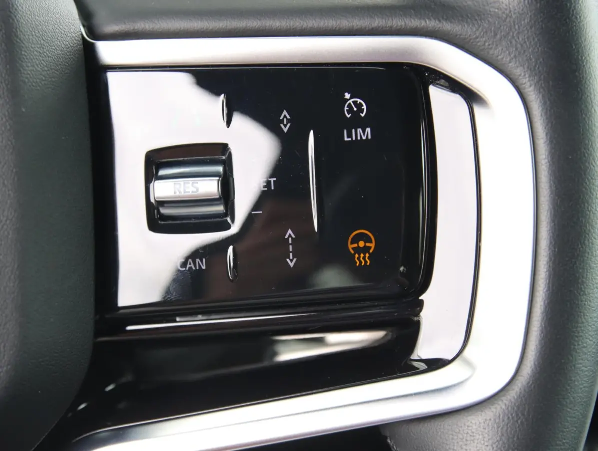 1.5 P300e AWD R-Dynamic SE | SOH 95%