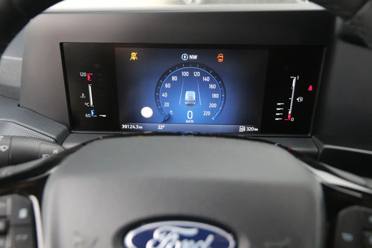 320 2.0 TDCI 136 | L1H1 | LED | Camera | Navi | Clima..