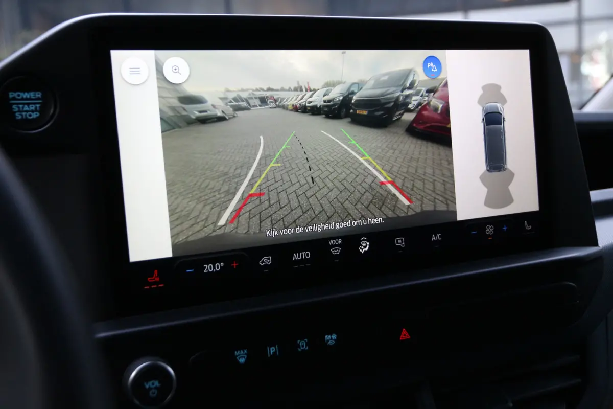 320 2.0 TDCI 136 | L1H1 | LED | Camera | Navi | Clima..