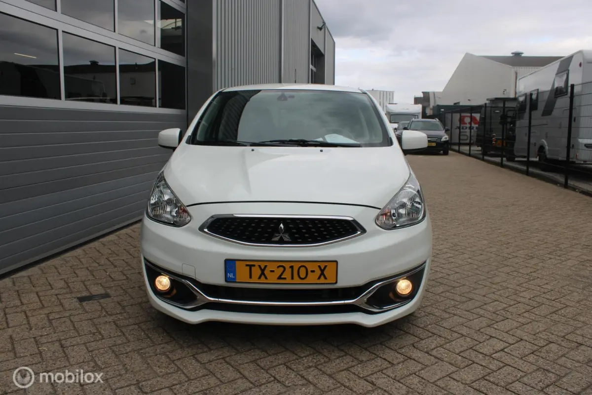 1.0 Active NL Auto Boekjes | Navigatie | Sportvelgen.