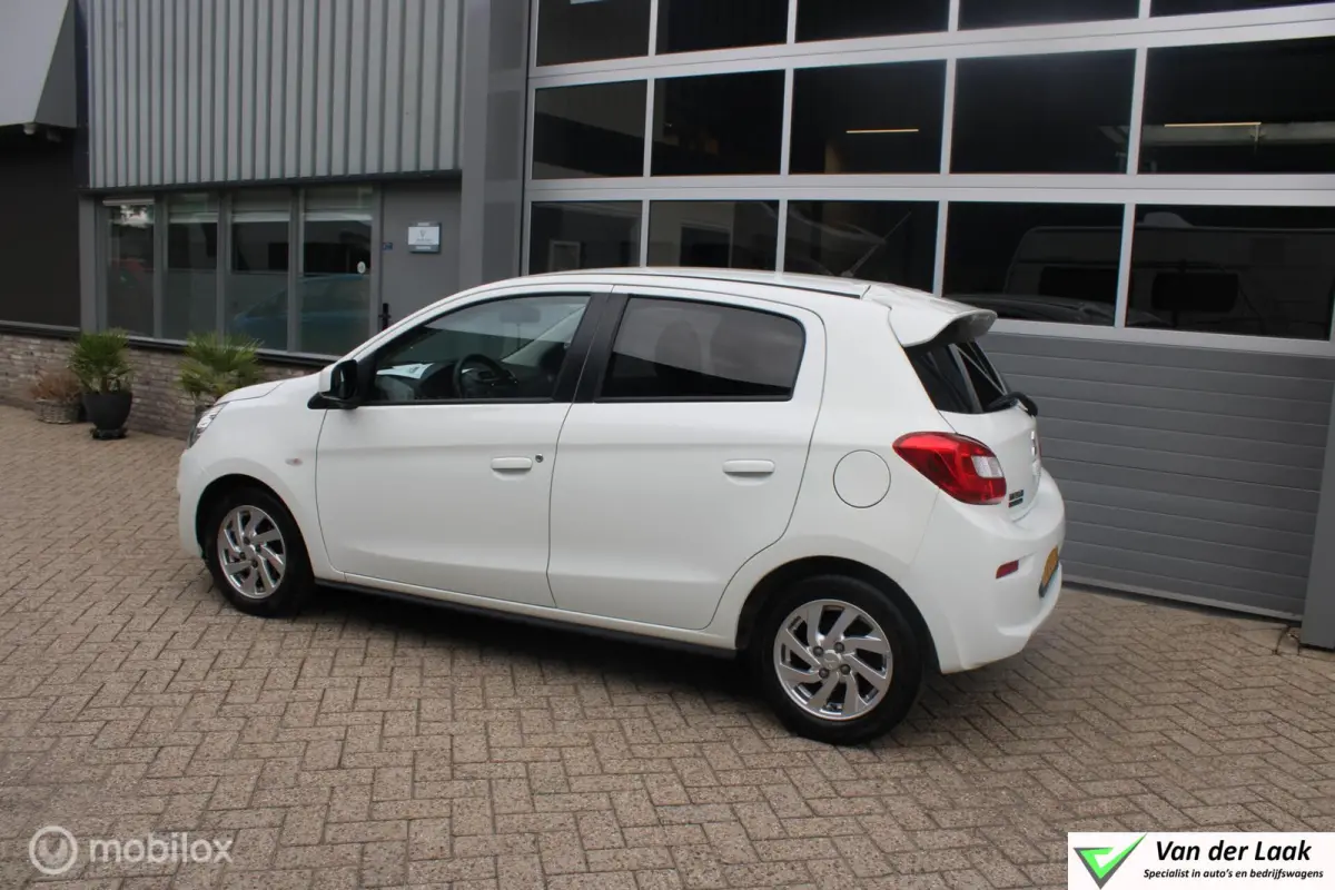 1.0 Active NL Auto Boekjes | Navigatie | Sportvelgen.