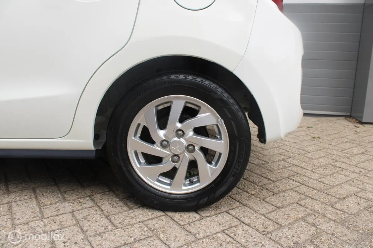 1.0 Active NL Auto Boekjes | Navigatie | Sportvelgen.