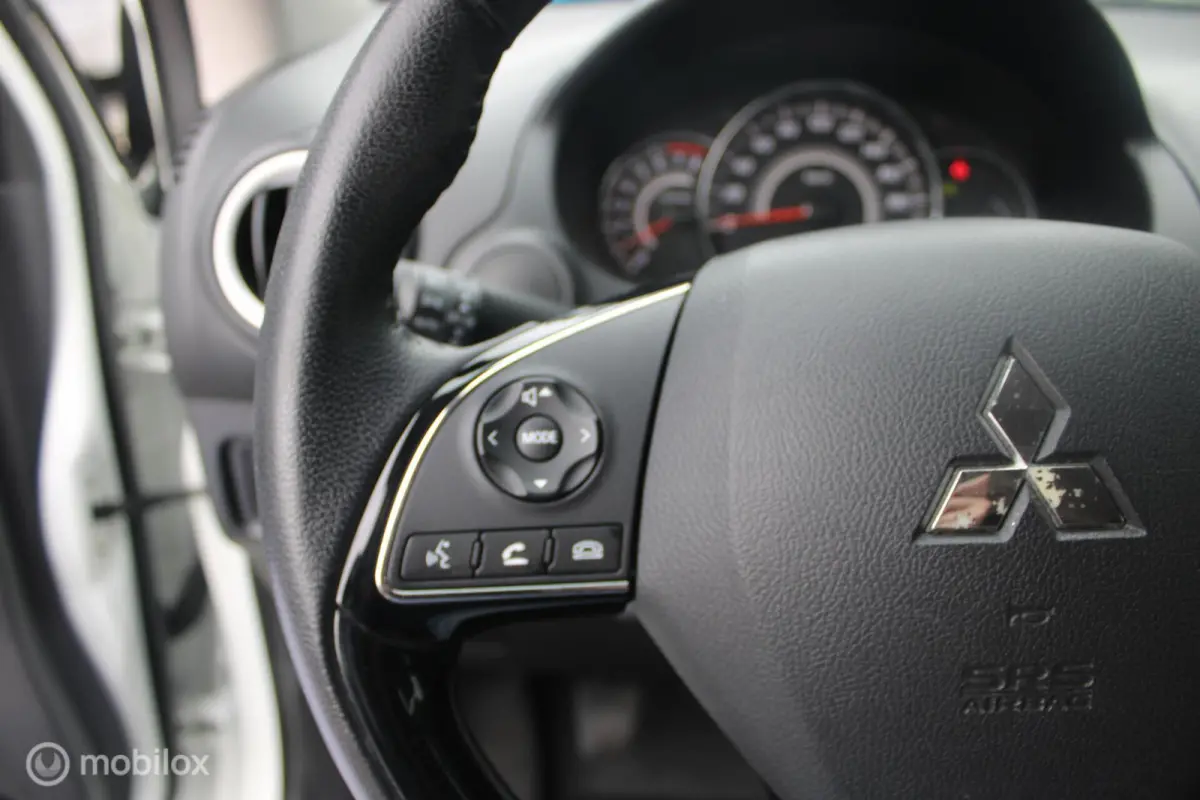 1.0 Active NL Auto Boekjes | Navigatie | Sportvelgen.