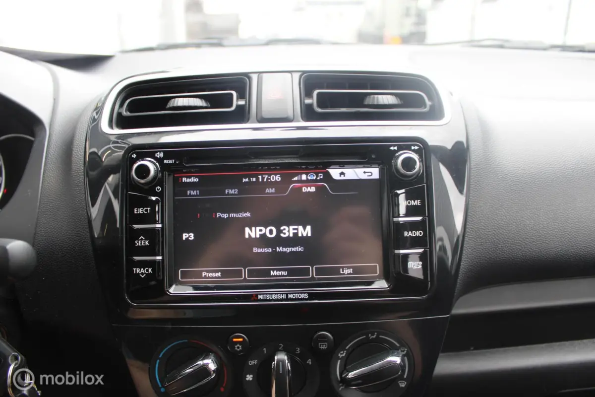 1.0 Active NL Auto Boekjes | Navigatie | Sportvelgen.