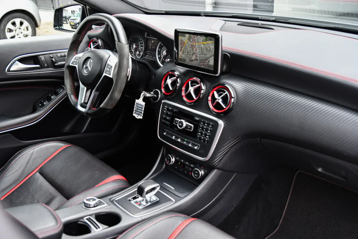 AMG 45 4MATIC, Schaalstoelen, Pano, Memory, Camera, Harman/kardon!
