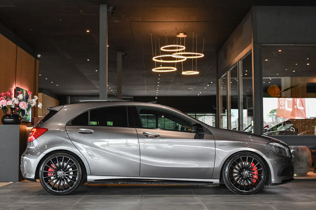 AMG 45 4MATIC, Schaalstoelen, Pano, Memory, Camera, Harman/kardon!