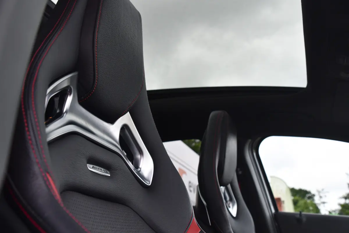AMG 45 4MATIC, Schaalstoelen, Pano, Memory, Camera, Harman/kardon!