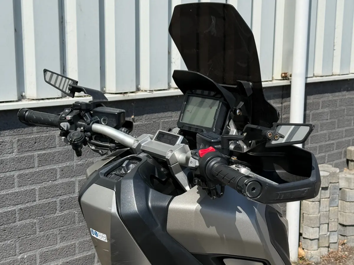 Scooter X-ADV 750 ABS – 2020 – 19.030 km Goede Staat