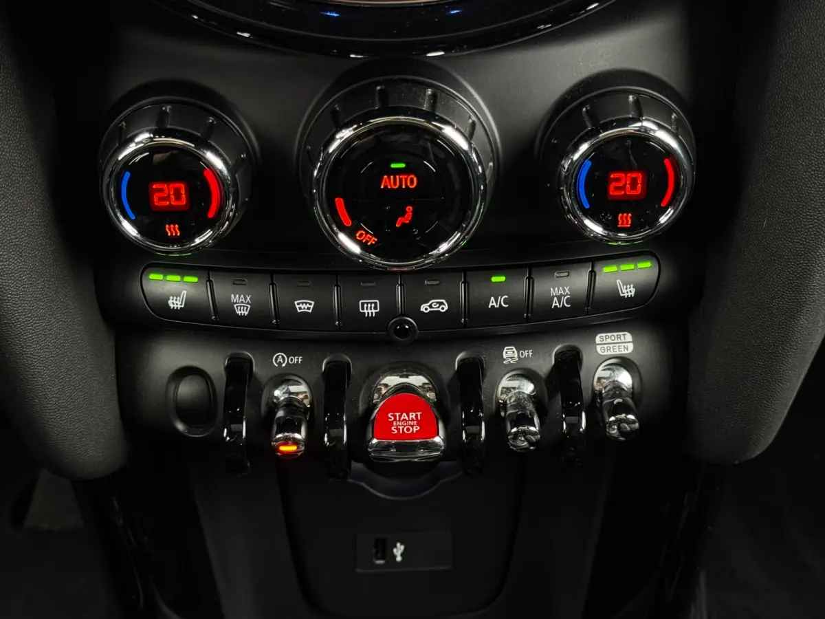 1.5 Cooper John Cooper Works Pano Camera