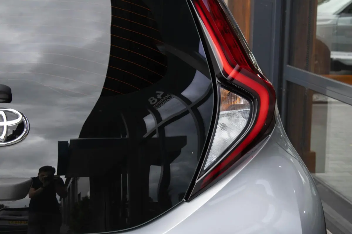 1.0 VVT-i MT|Adaptive Cruisecontrol|Grootlichtassistent|