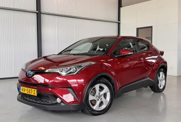 1.8 Hybrid Active|Camera|Apple&Android CarPlay|