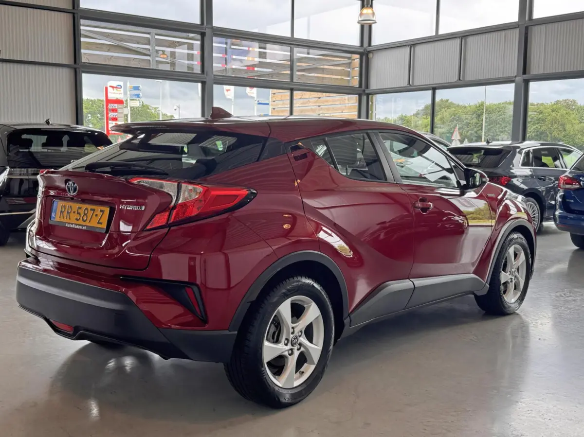 1.8 Hybrid Active|Camera|Apple&Android CarPlay|