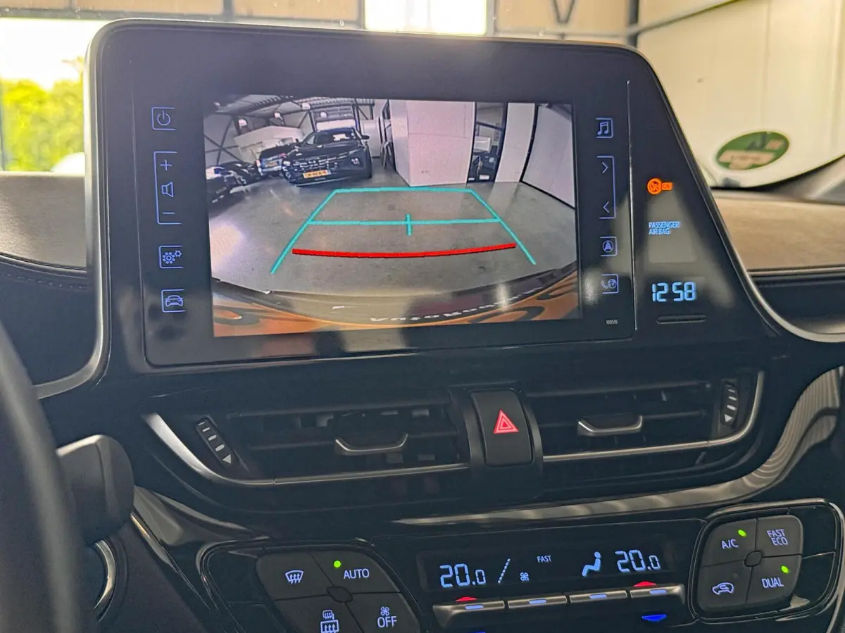 1.8 Hybrid Active|Camera|Apple&Android CarPlay|